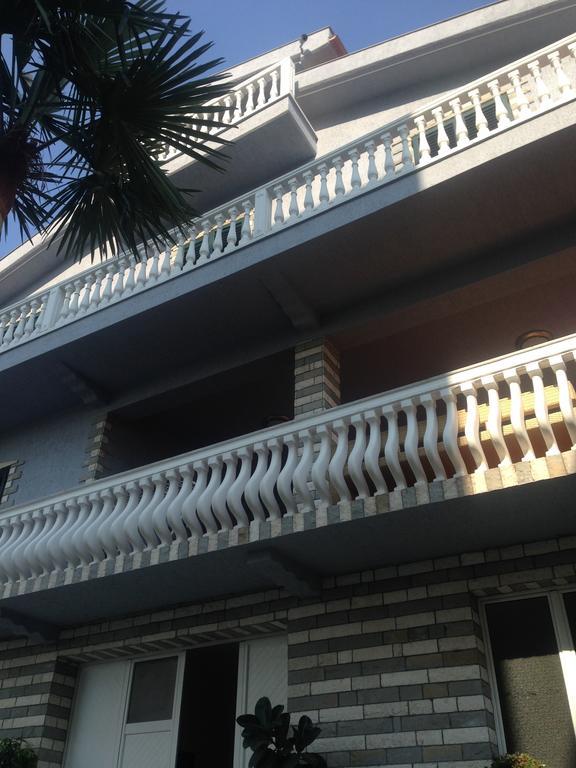 Villa George 奥里库姆 客房 照片